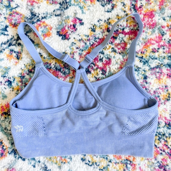 Sports bra | All in Motion - Picture 3 of 4